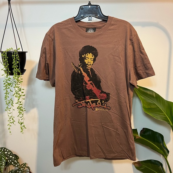 Jimi Hendrix tees - DM to check large size - Picture 6 of 6
